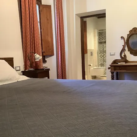 Rigacci Hotel